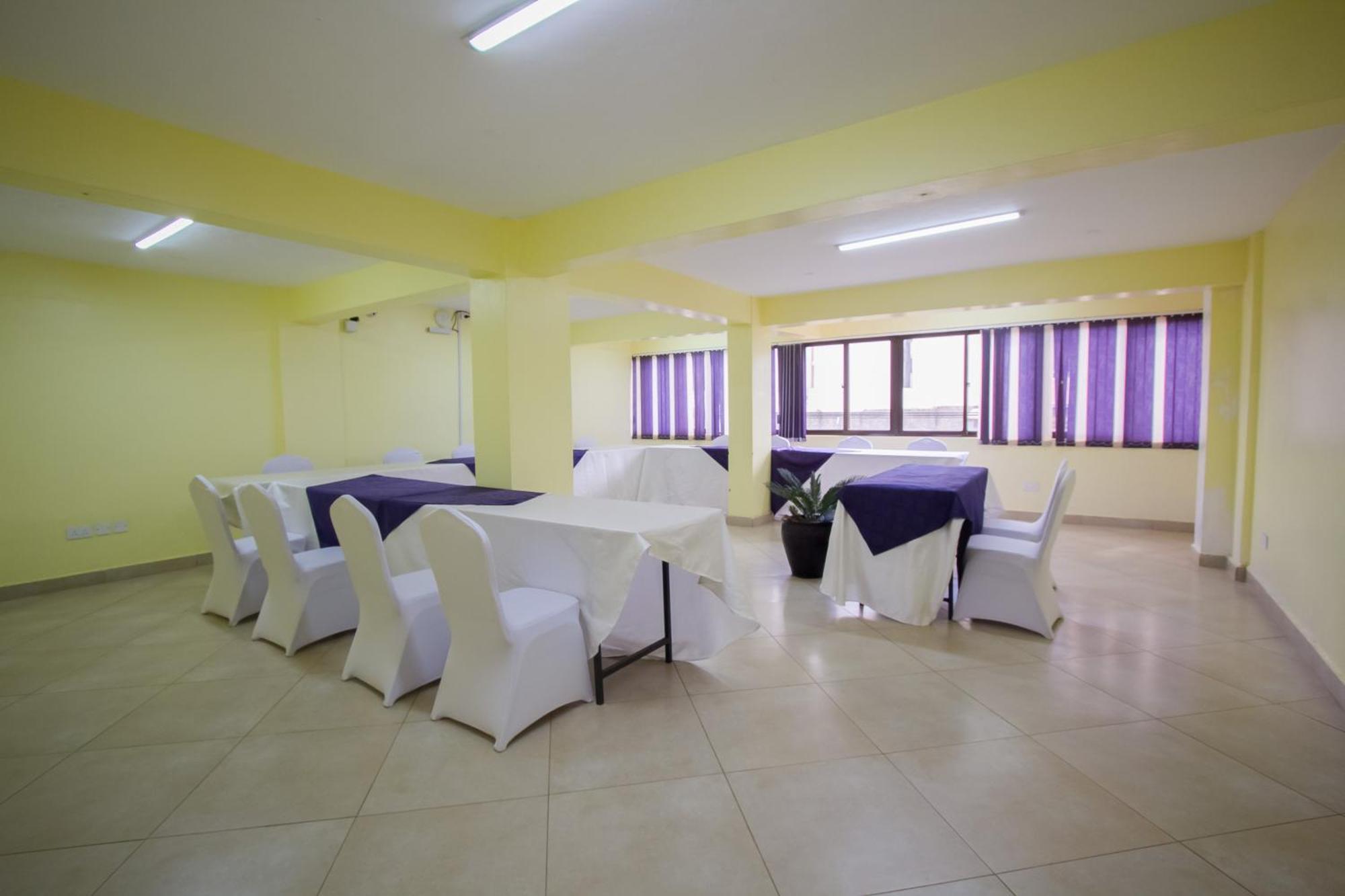 Paleo Hotel And Spa Thika Экстерьер фото