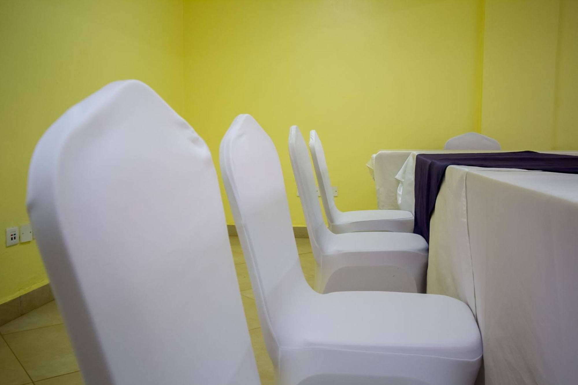 Paleo Hotel And Spa Thika Экстерьер фото